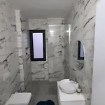 شقة Aura *