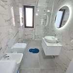 Aura Vlorë