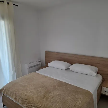 Aura Apartment