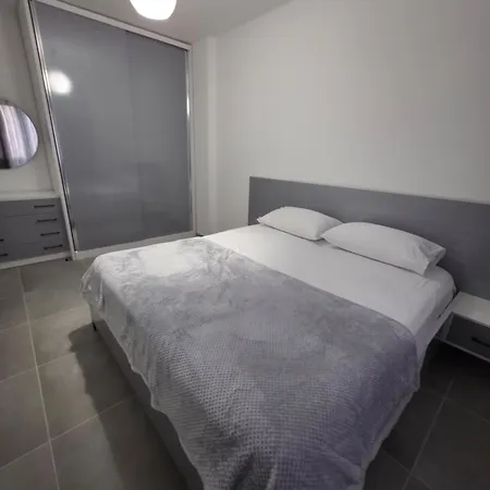 Aura Apartment