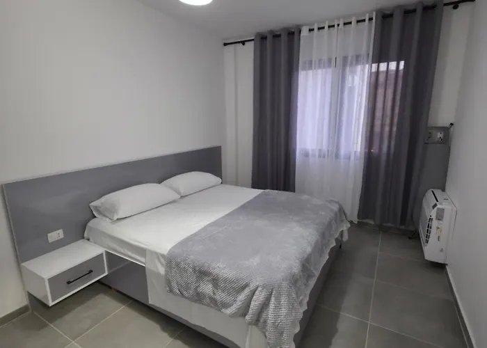 Aura Διαμέρισμα *