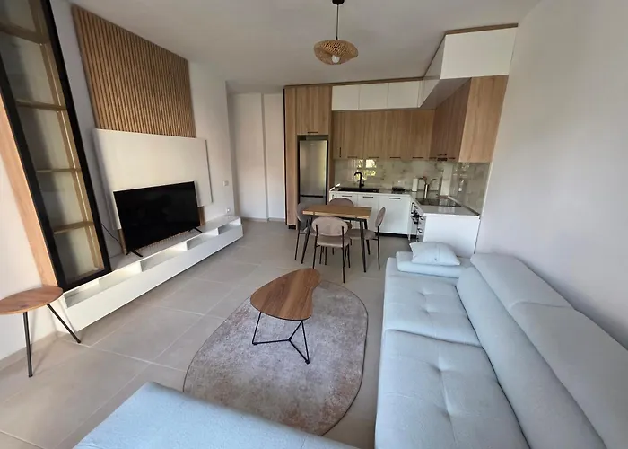 Aura Διαμέρισμα Vlorë