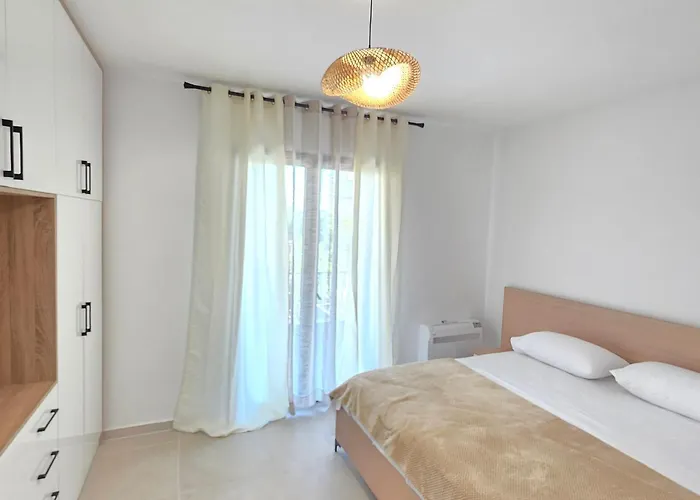Aura Διαμέρισμα Vlorë